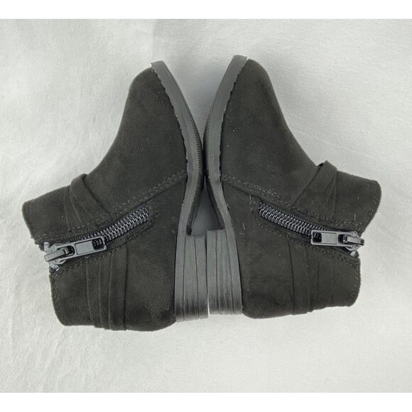 UNR8AD Boots Toddler Girl 5.5 Black Suede Ankle Booties Bow Detail Fall MINT! - Picture 6 of 9